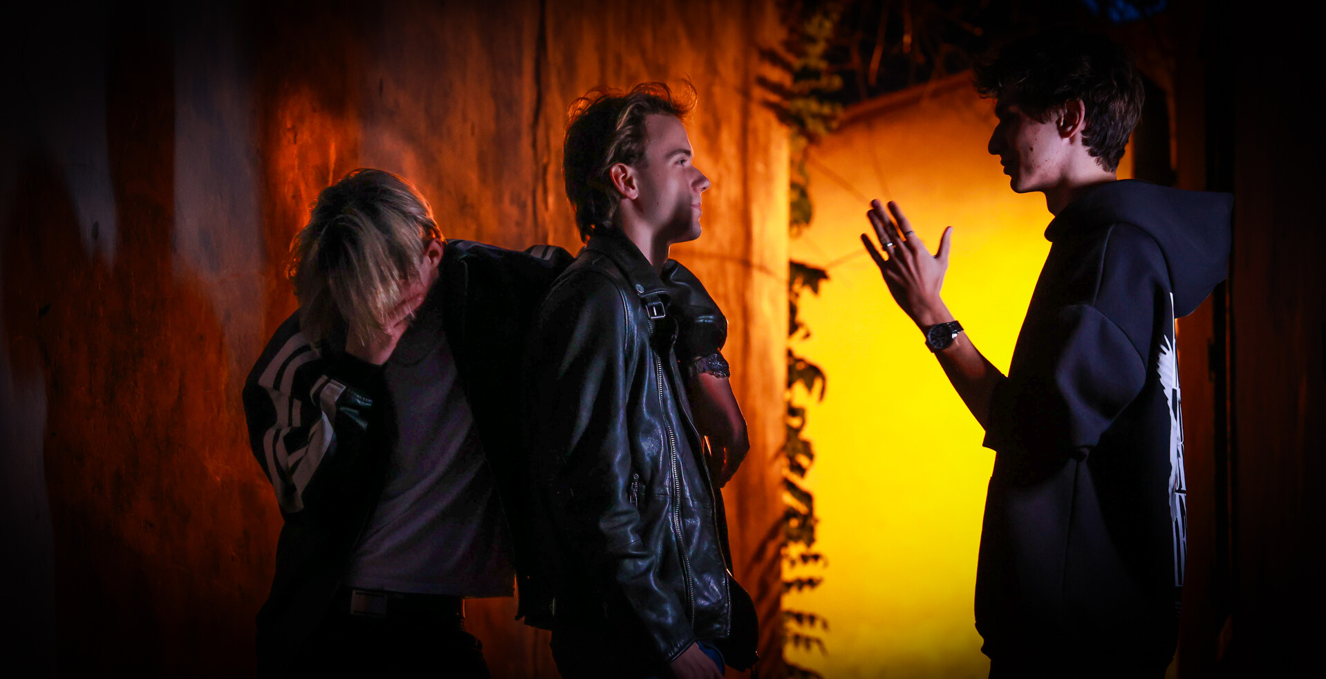 REVER  skupina z Nitry, traja mladí chalani 