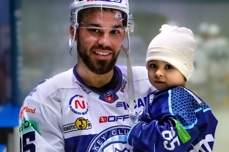 Marek Slovák so synom Matiasom
